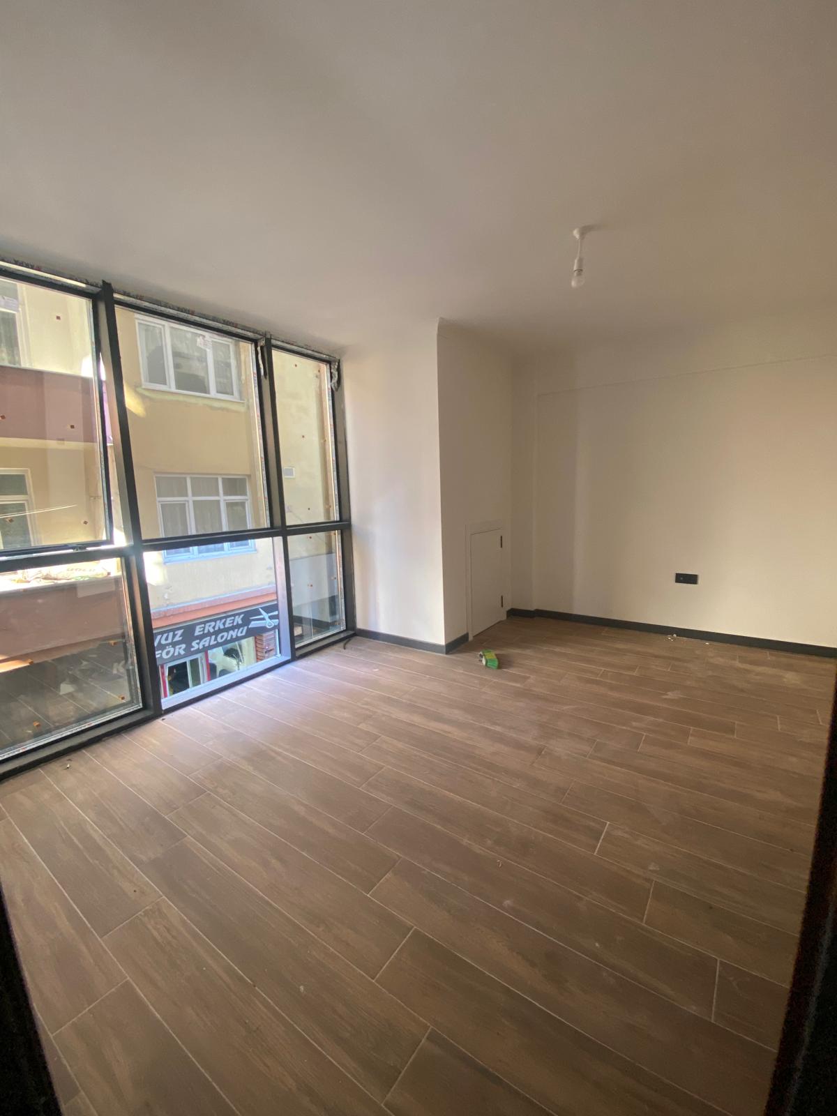 MABEL GAYRİMENKUL/ BEŞİKDÜZÜ/ ÇARŞI İÇİ SATILIK KOMPLE BİNA